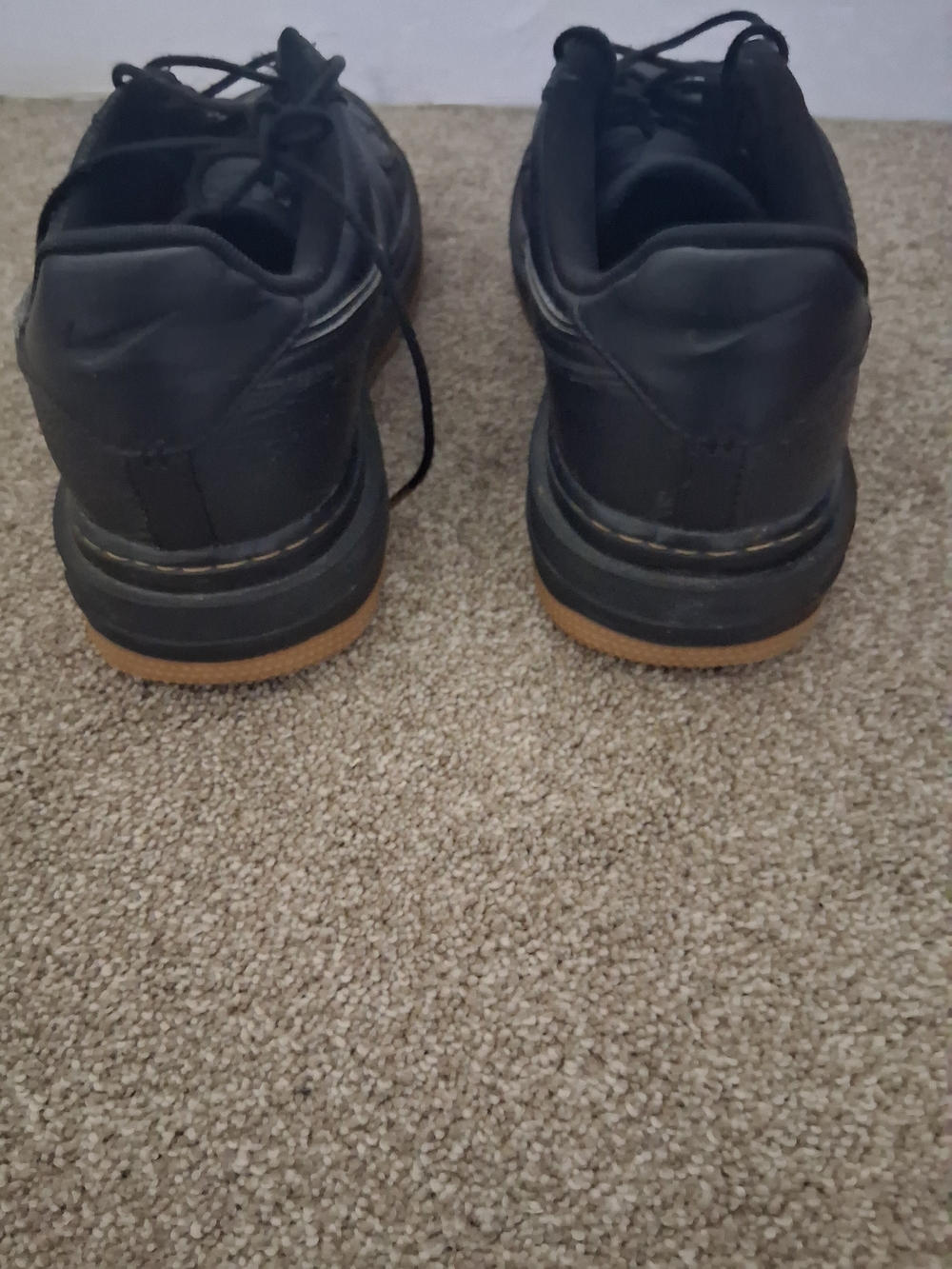 Nike Men’s Black Leather Sneakers with Gum Sole Make Offer!!!!!! - Picture 3 of 9